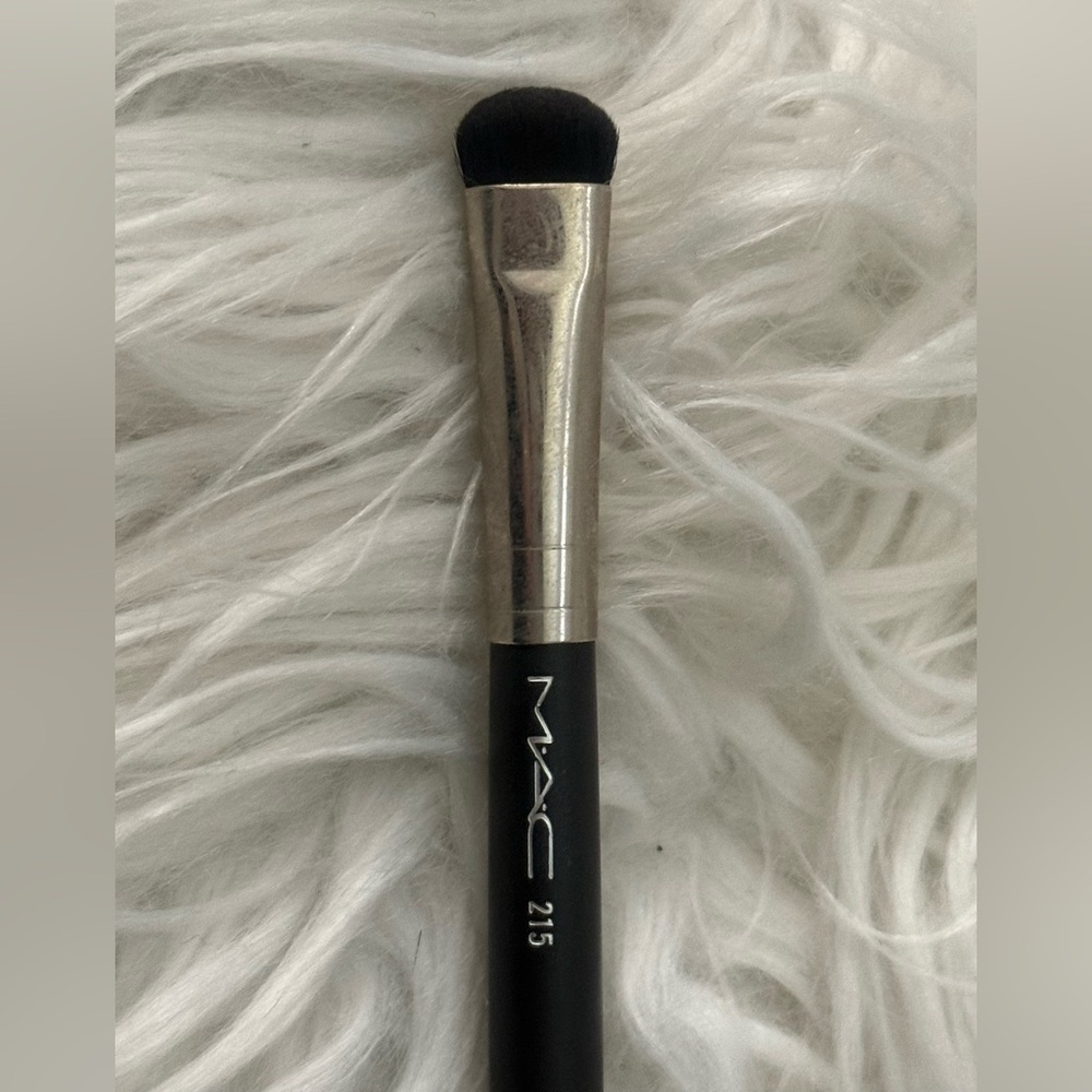 SOLD!! NEW-MAC 215 Medium Shader Brush Original